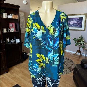 Worthington green, black & blue short sleeve Vneck blouse-size XL